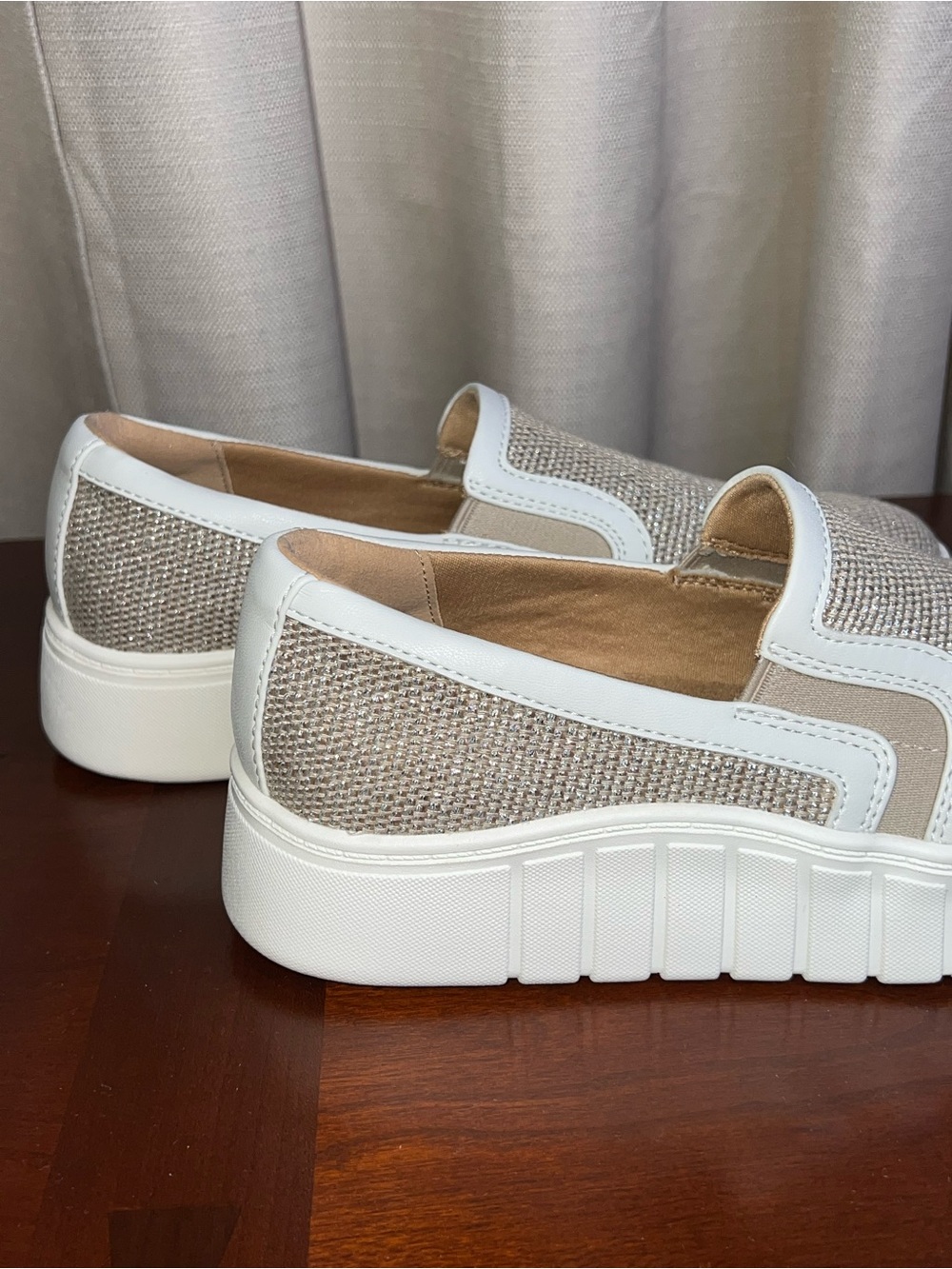 NWOB CLARKS Mykah Shine Metallic Slip-On Sneakers - Picture 8 of 14